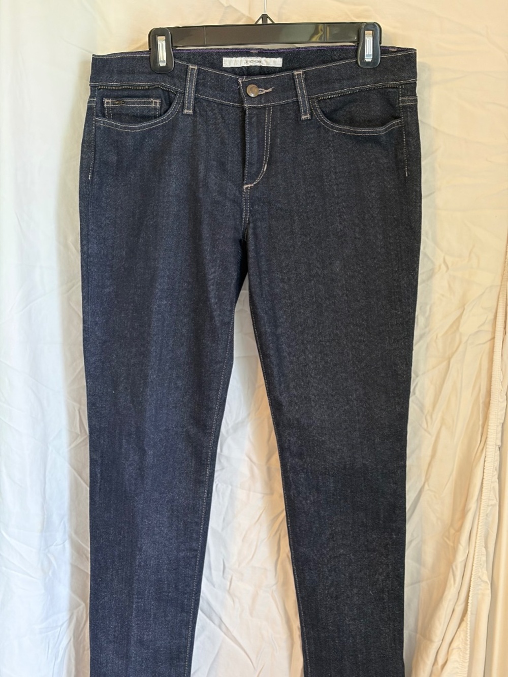 Dark wash skinny jeans